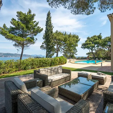Villa 12br