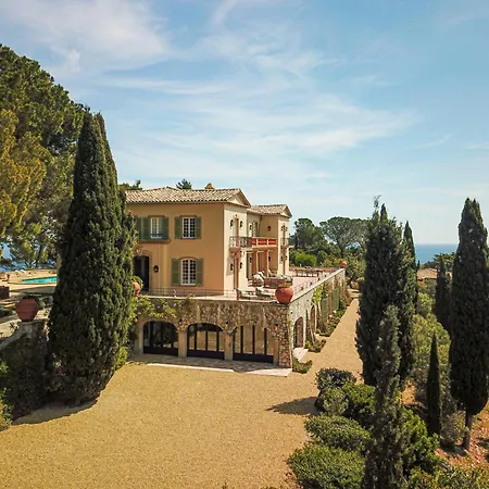 Villa 12br *